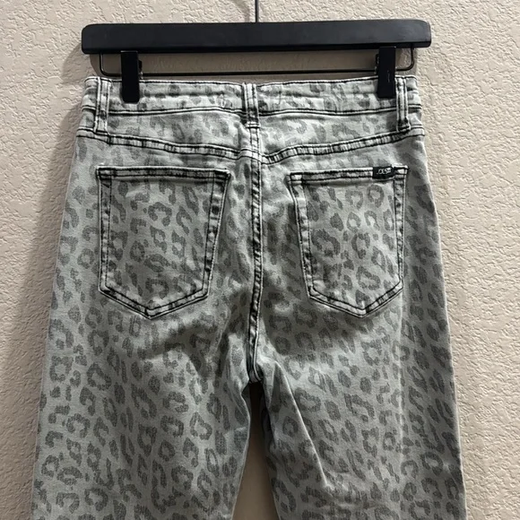 Joe's Jeans Gray Skinny Leopard Print - Picture 5 of 7